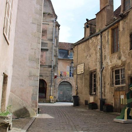 Le Boudoir D'Artiste Bed & Breakfast Semur-en-Auxois Bagian luar foto